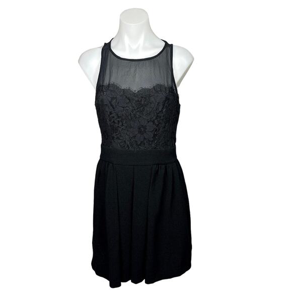 BCBGeneration Black Floral Lace Sheer Mesh Sleeveless Cocktail Mini Dress Size 6 - Picture 1 of 7